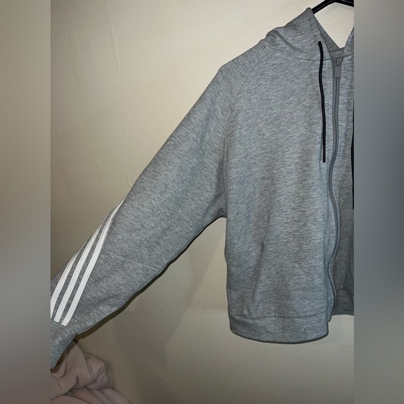 Adidas zip up jacket - Picture 2 of 5